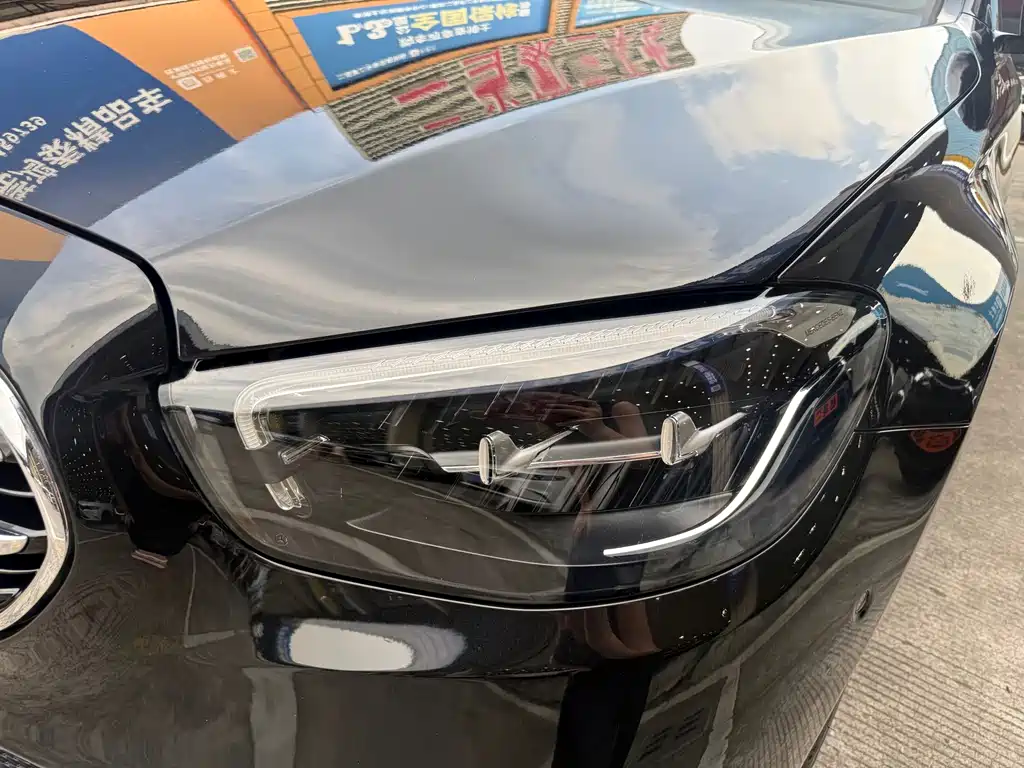 Mercedes-Benz E-Class — миниатюра 19