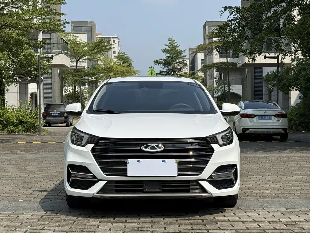 Chery Arrizo 5 PLUS — миниатюра 4