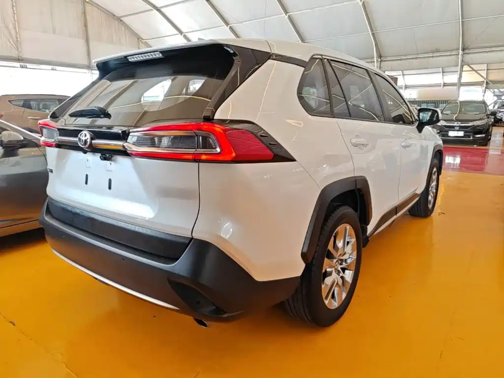 Toyota Wildlander — миниатюра 7