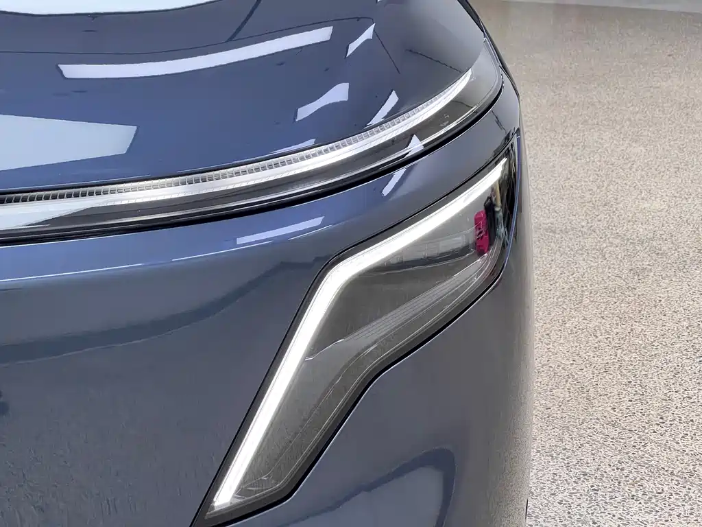 Nissan 日产NX8 — миниатюра 8
