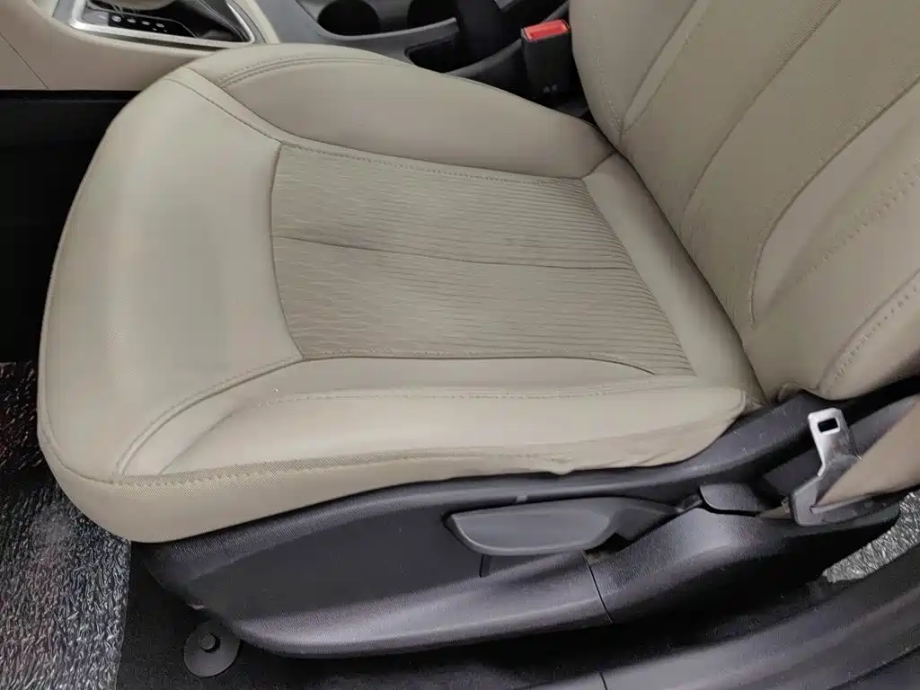 Buick Excelle — миниатюра 20