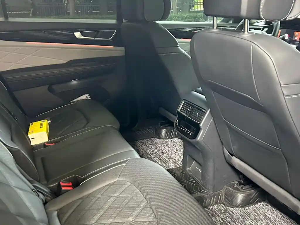 Volkswagen Teramont — миниатюра 3