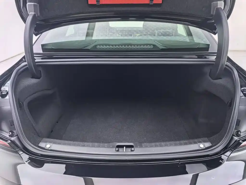 Volvo S90 — миниатюра 29