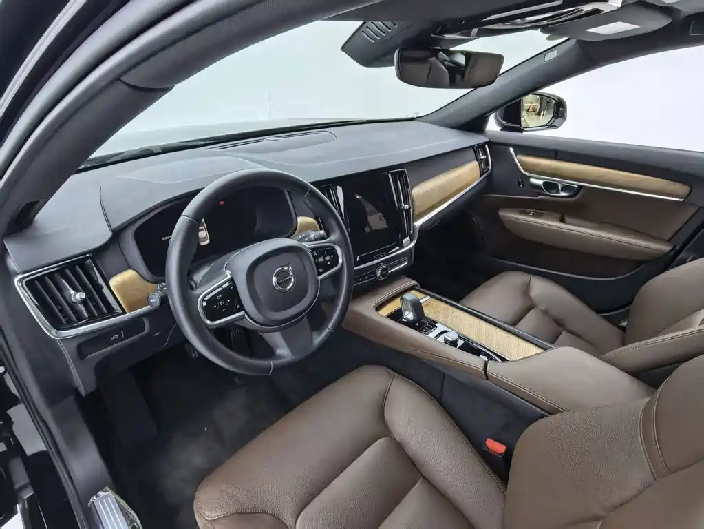 Volvo S90 — миниатюра 22