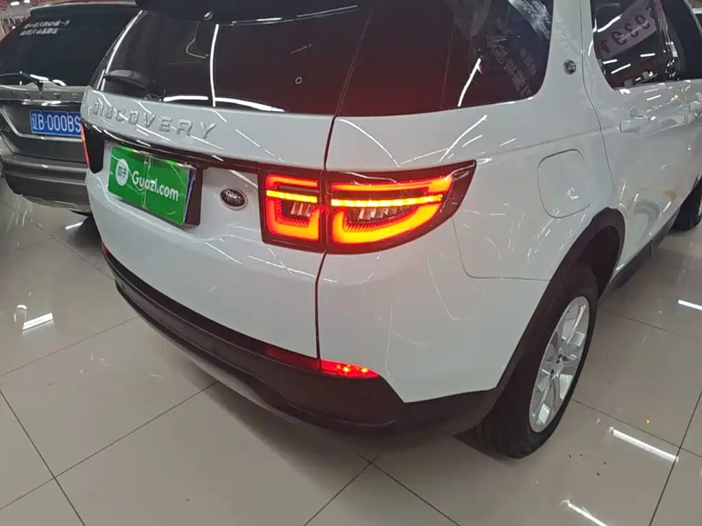 Land Rover Discovery Sport — миниатюра 8