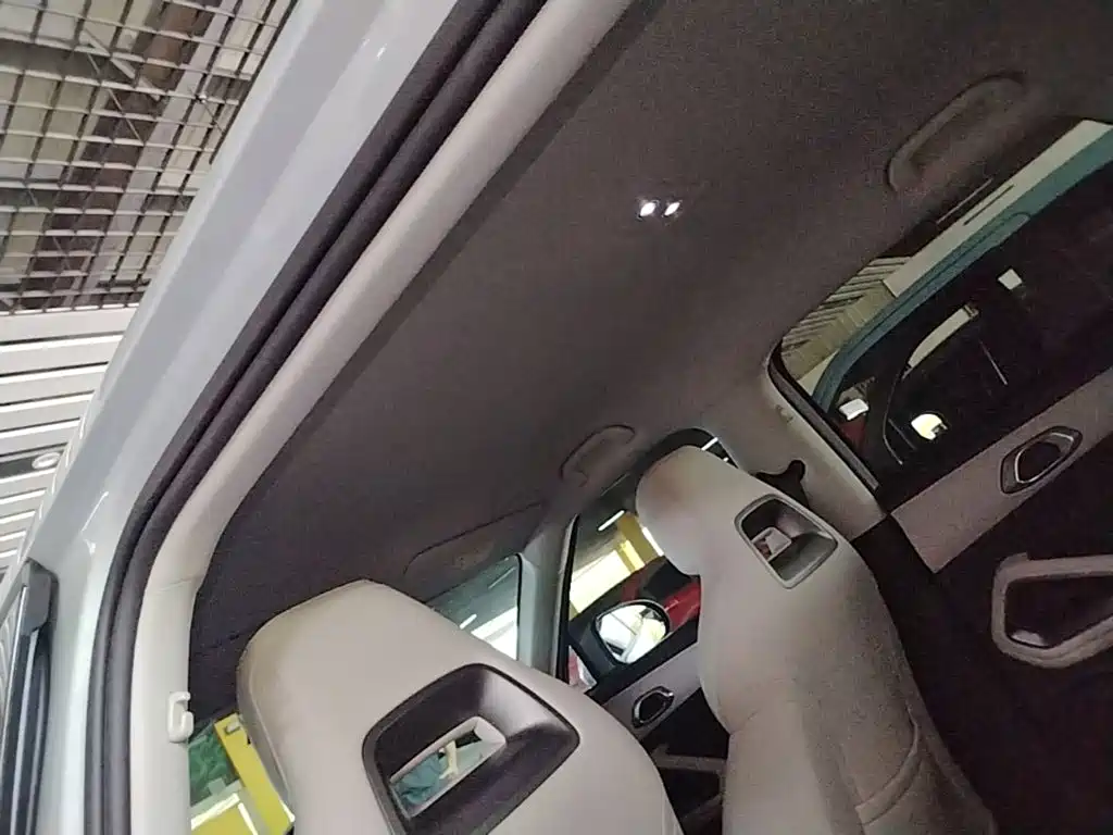 BYD Yuan UP — миниатюра 18