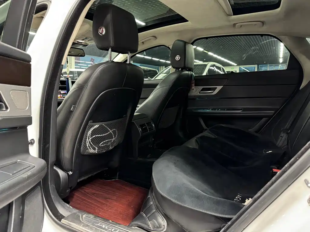 Jaguar XFL 2018 XFL 2.0T 200PS Elite