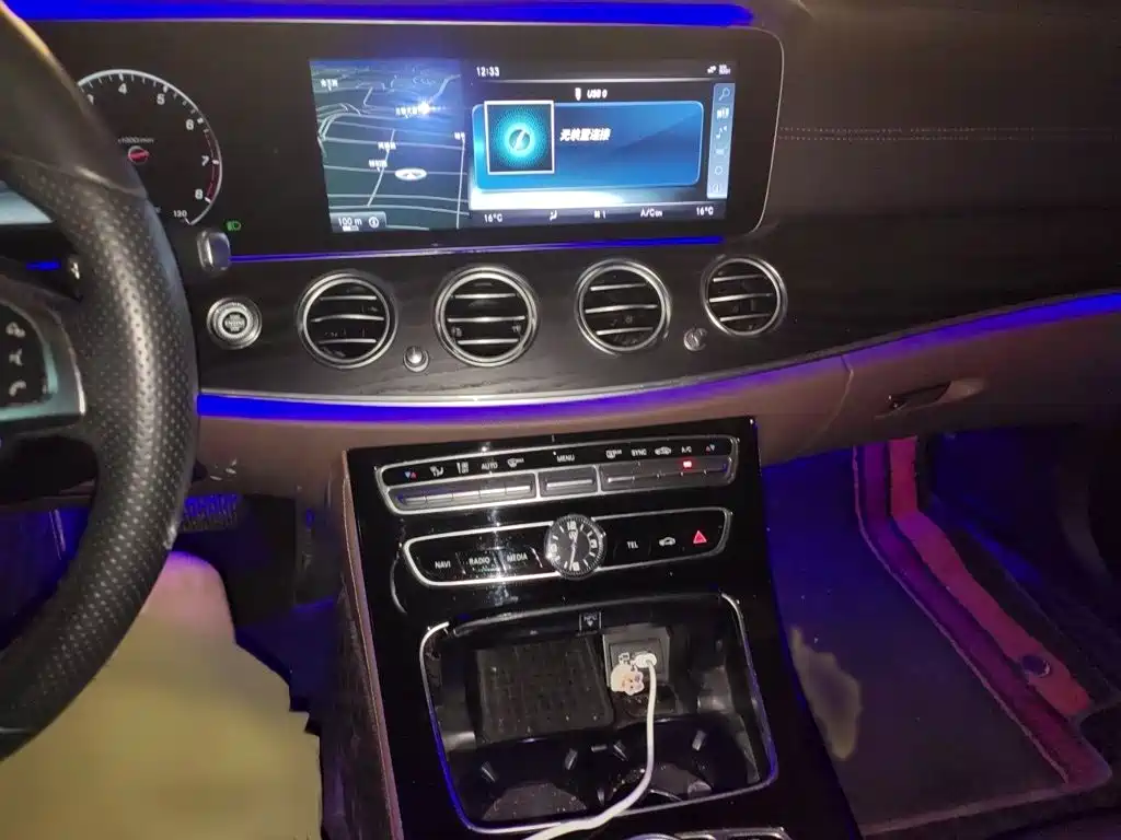 Mercedes-Benz E-Class — миниатюра 6