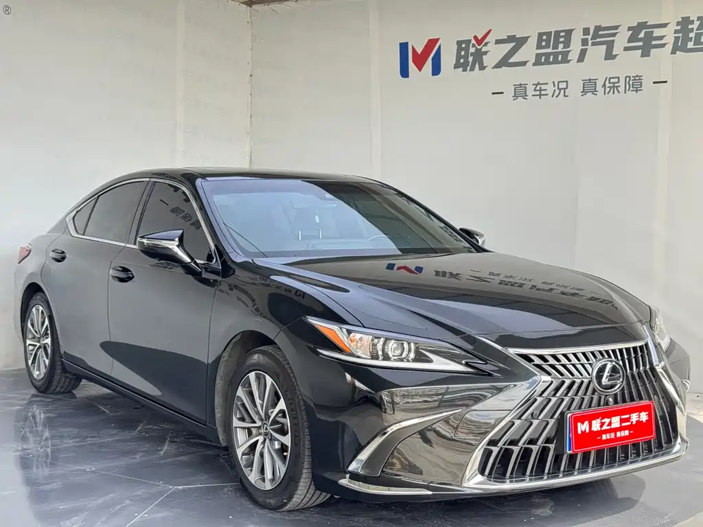 Lexus ES — миниатюра 3