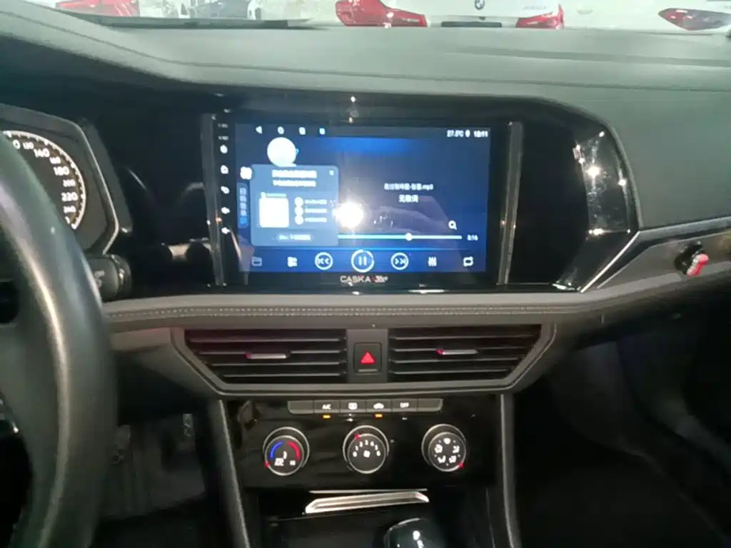 Volkswagen Sagitar — миниатюра 13