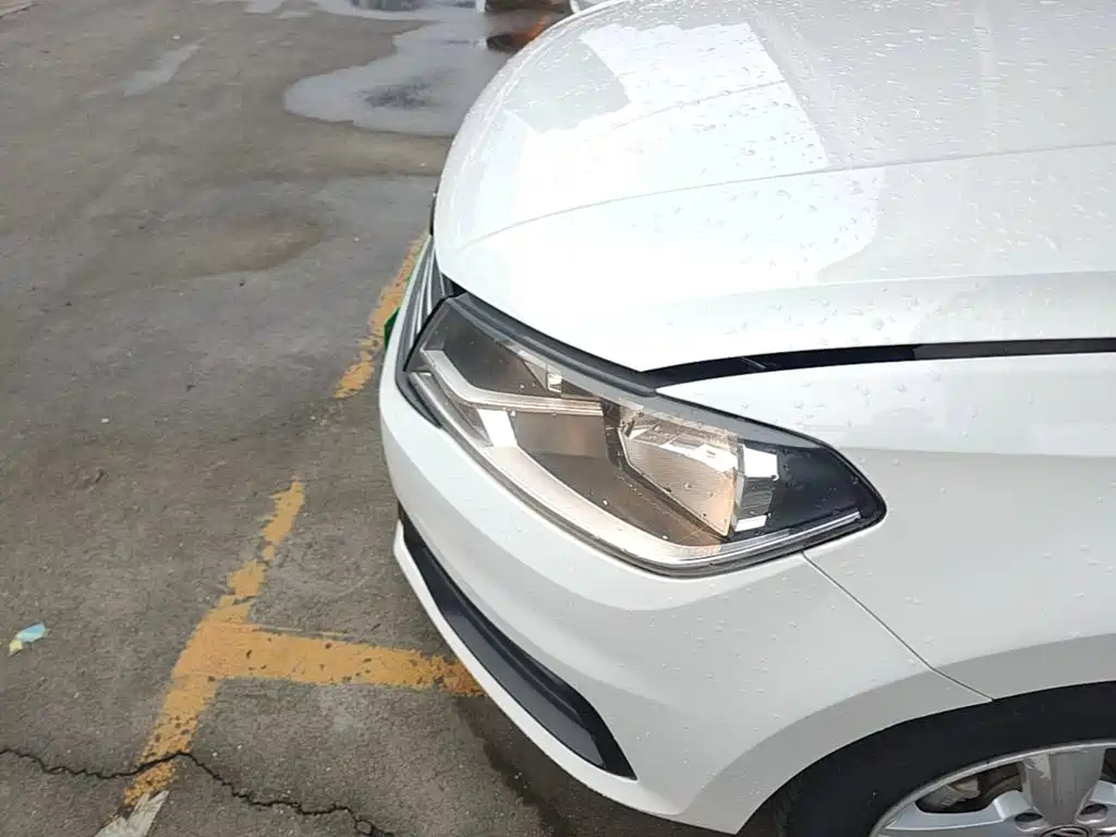 Volkswagen Santana — миниатюра 24