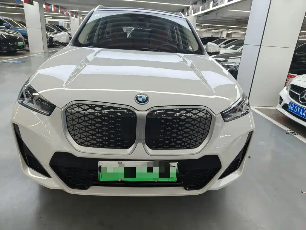 BMW iX1 — миниатюра 2