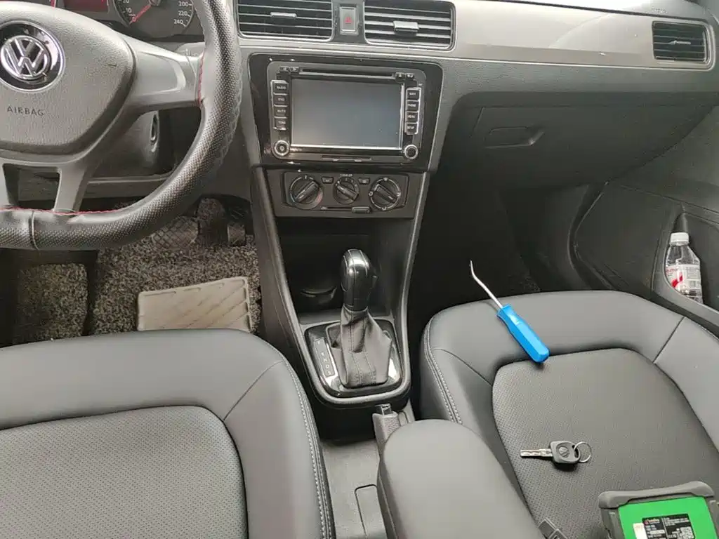 Volkswagen Santana — миниатюра 13
