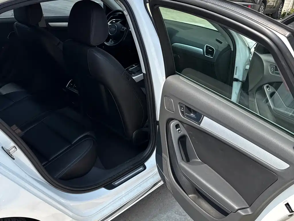Audi A4L — миниатюра 12