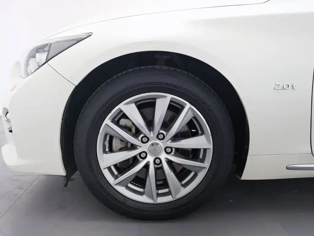 Infiniti Q50L — миниатюра 17