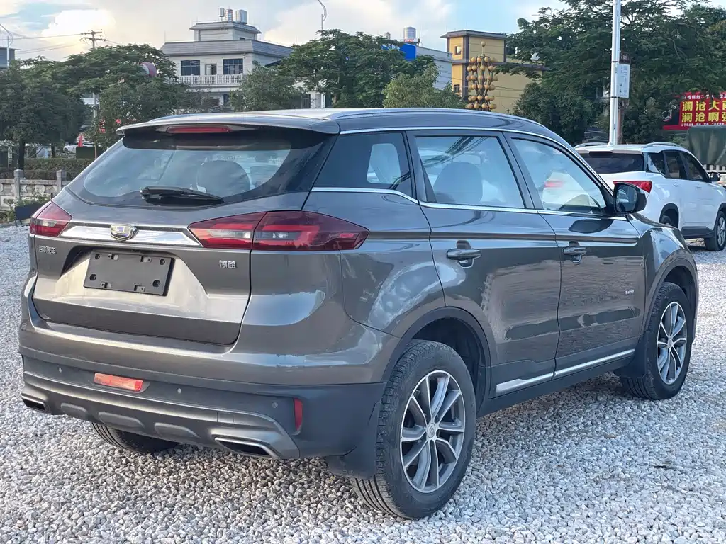 Geely Boyue — миниатюра 5