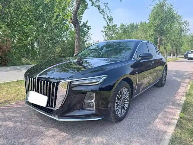 2025 Hongqi H5
