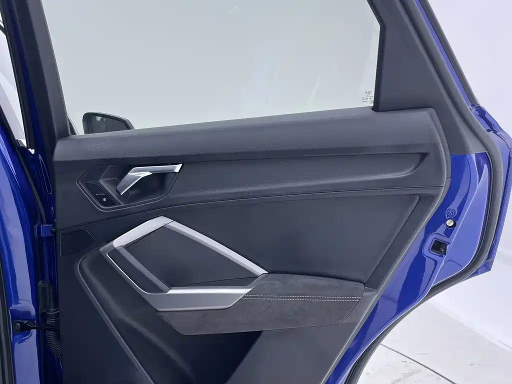 Audi Q3 — миниатюра 27