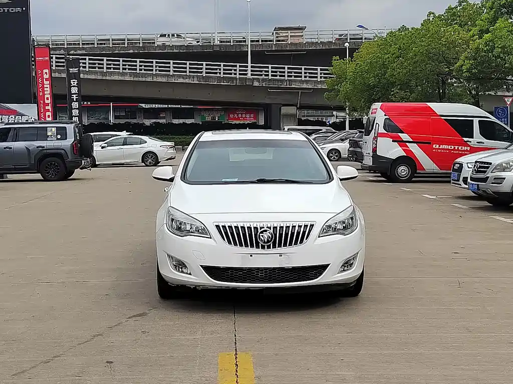 Buick Excelle — миниатюра 2