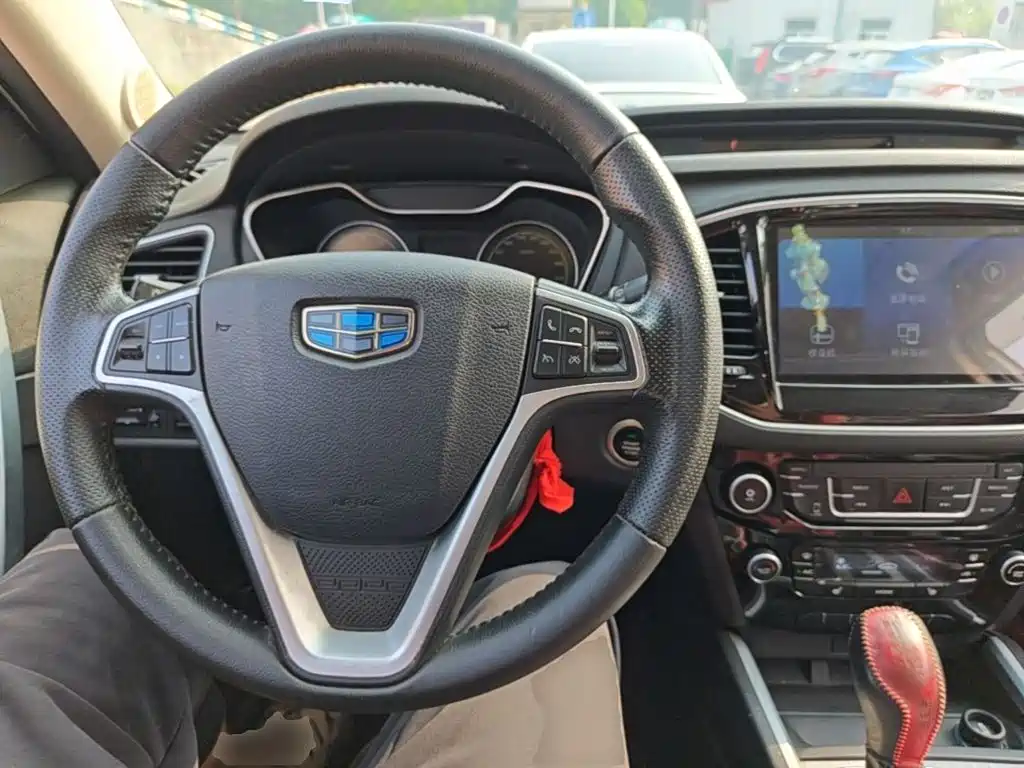 Geely Vision X6 — миниатюра 10