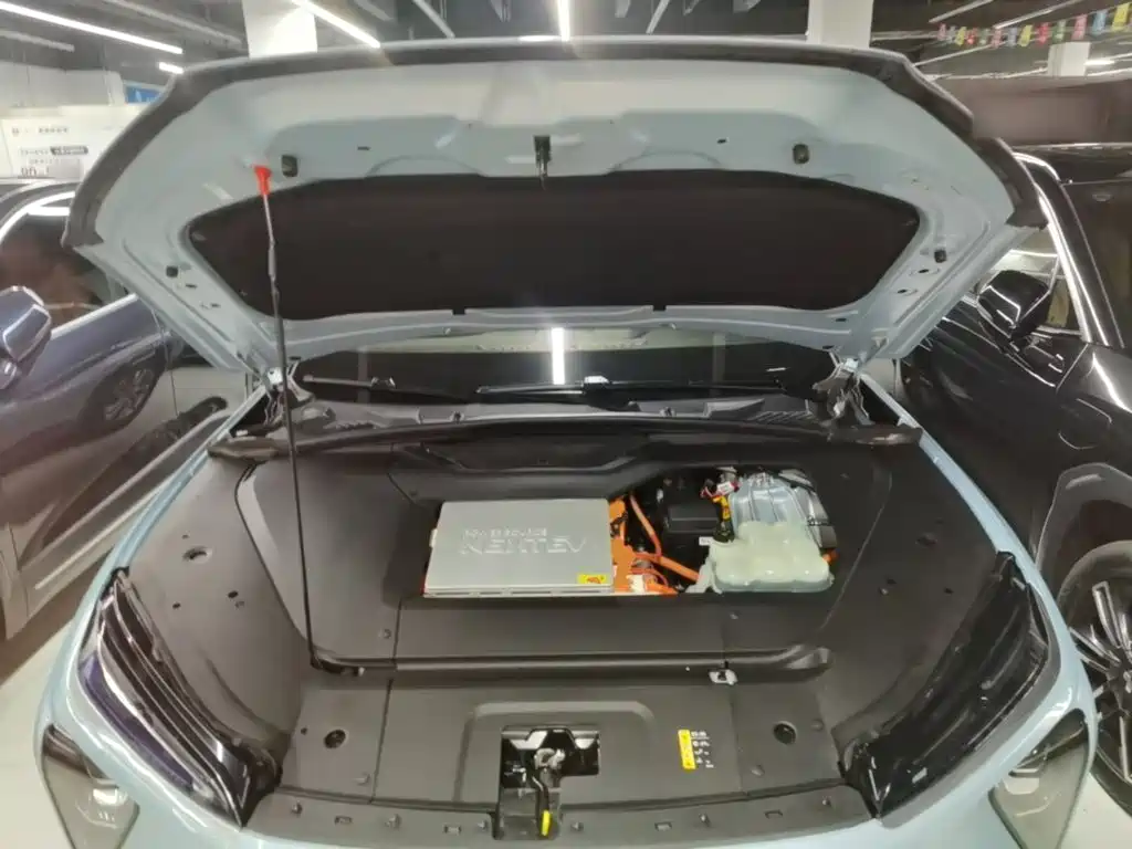 NIO ES6 — миниатюра 20