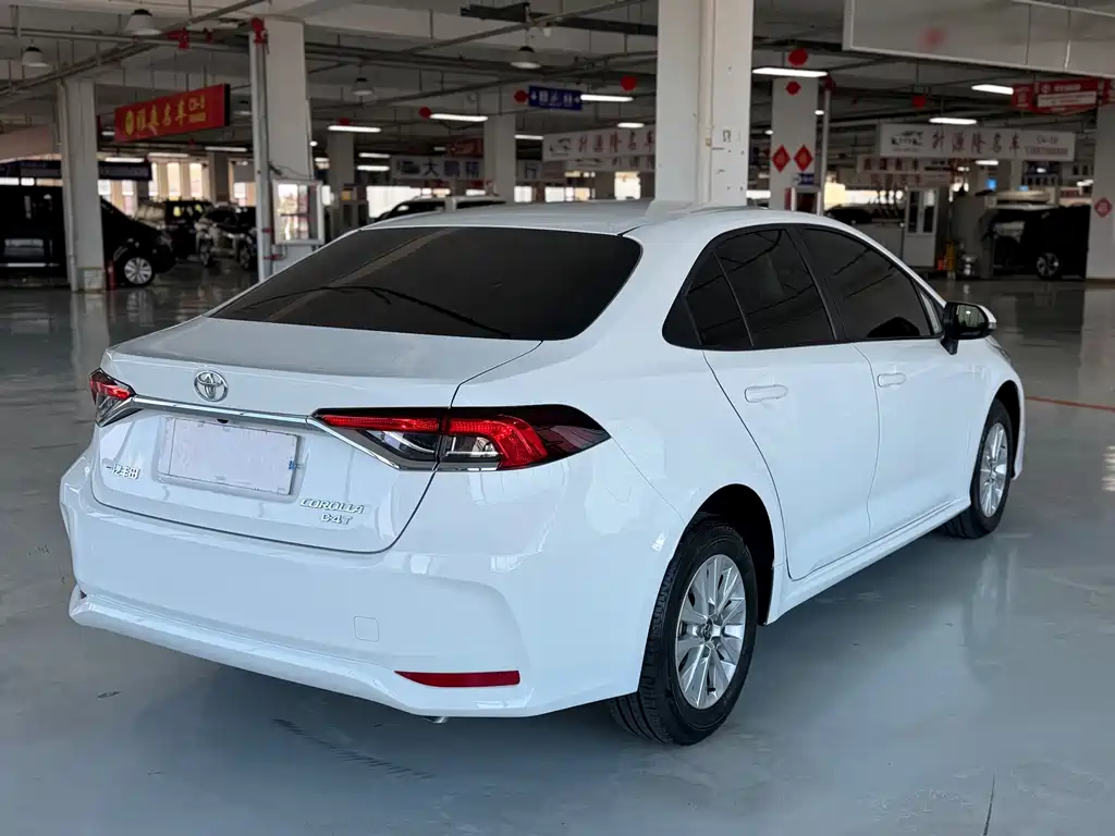 Toyota Corolla — миниатюра 9