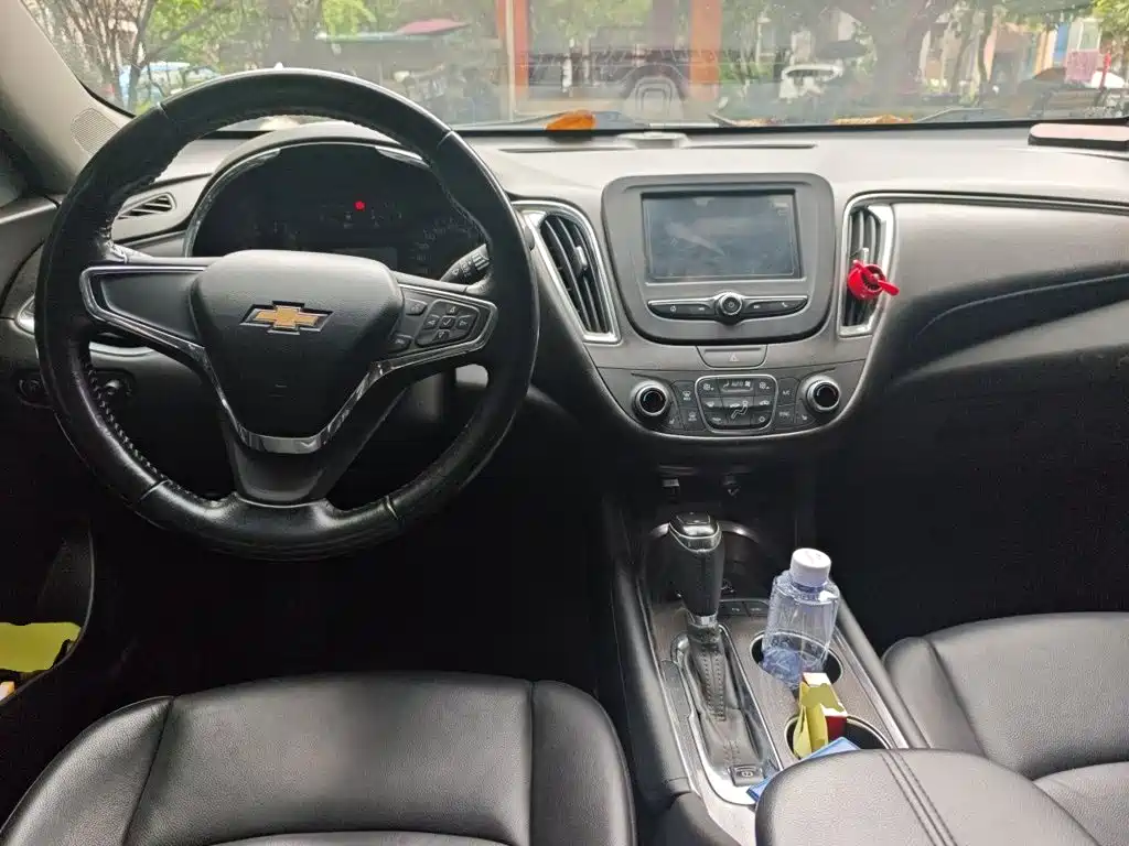 Chevrolet Malibu XL — миниатюра 10