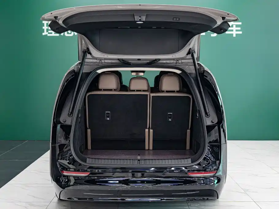 Li Auto Li MEGA — миниатюра 6