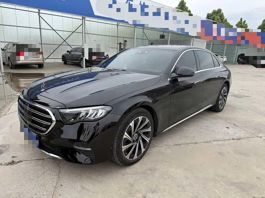 Mercedes-Benz E-Class 2025