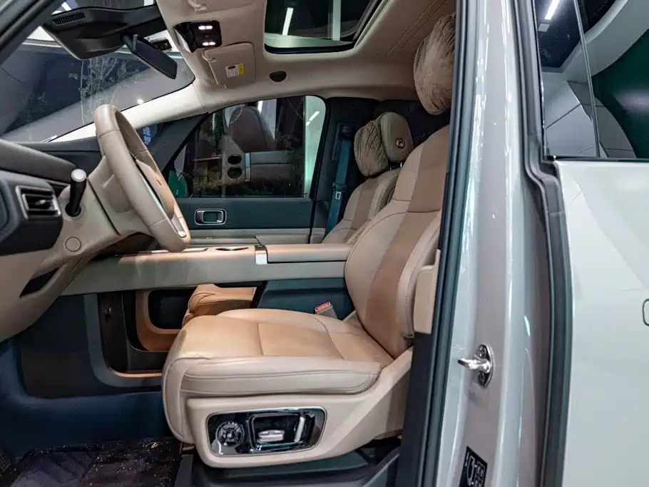 Li Auto Li MEGA — миниатюра 12