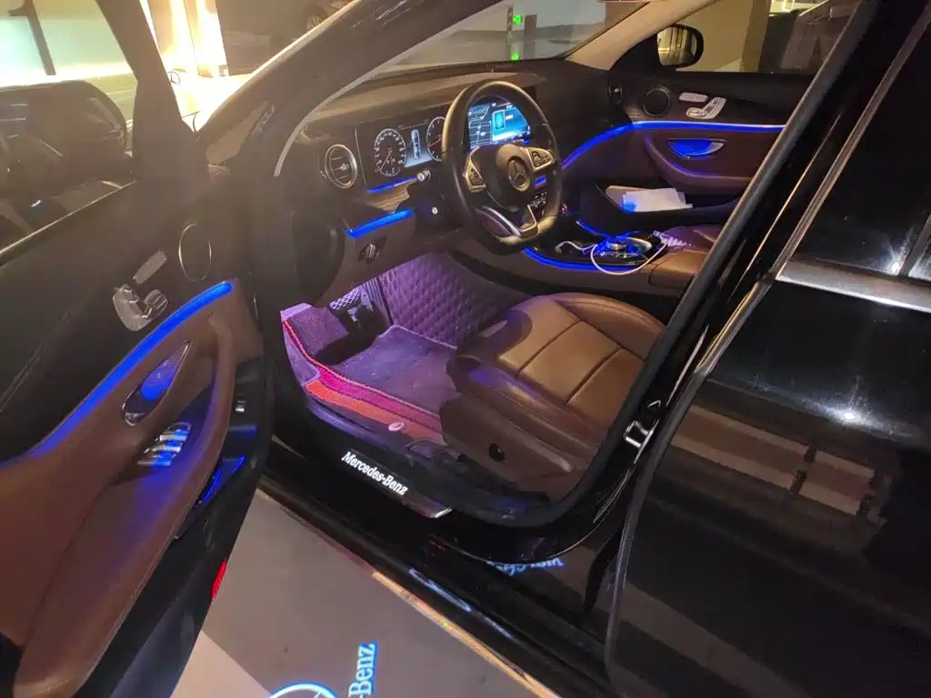 Mercedes-Benz E-Class — миниатюра 14