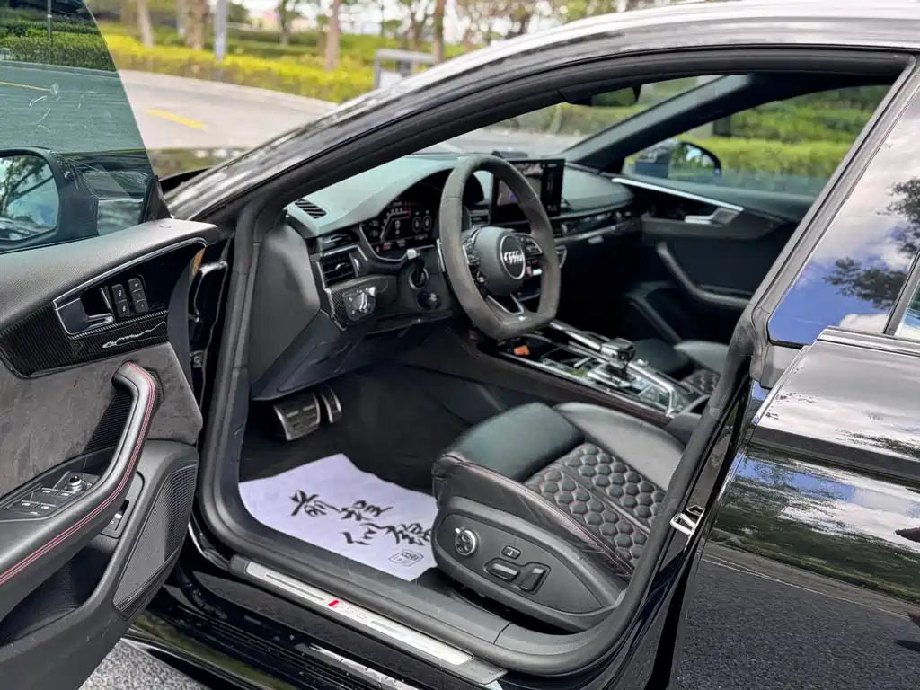 Audi RS 5 — миниатюра 4