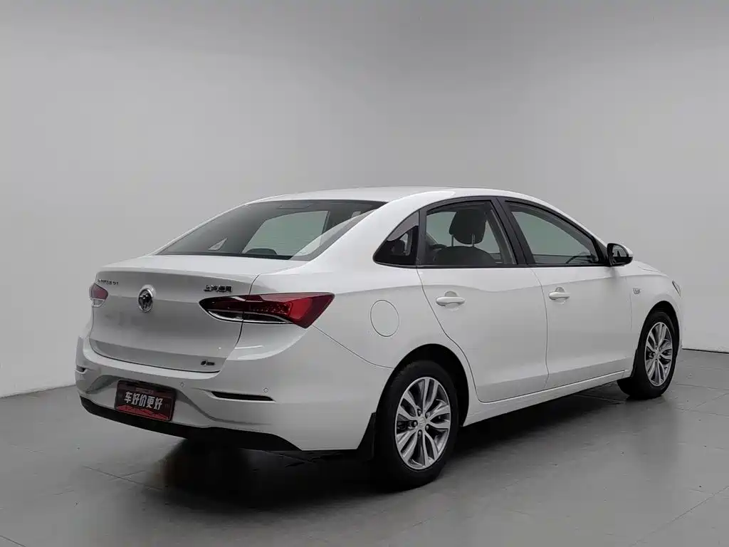 Buick Excelle — миниатюра 2