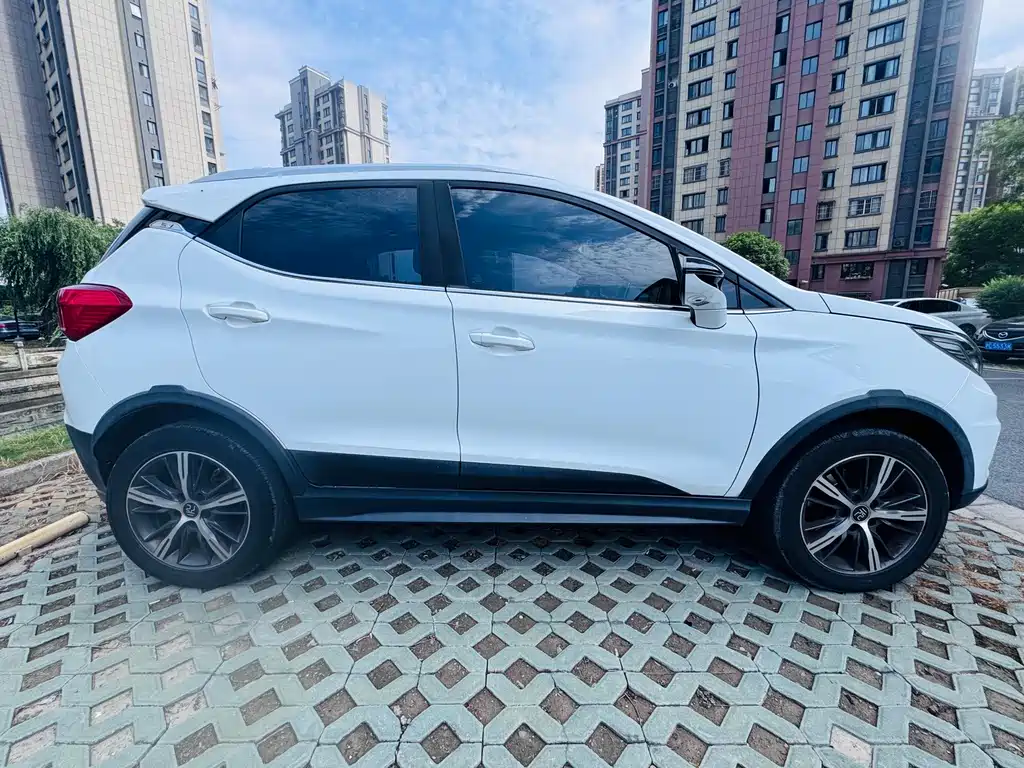 BYD Yuan EV — миниатюра 4