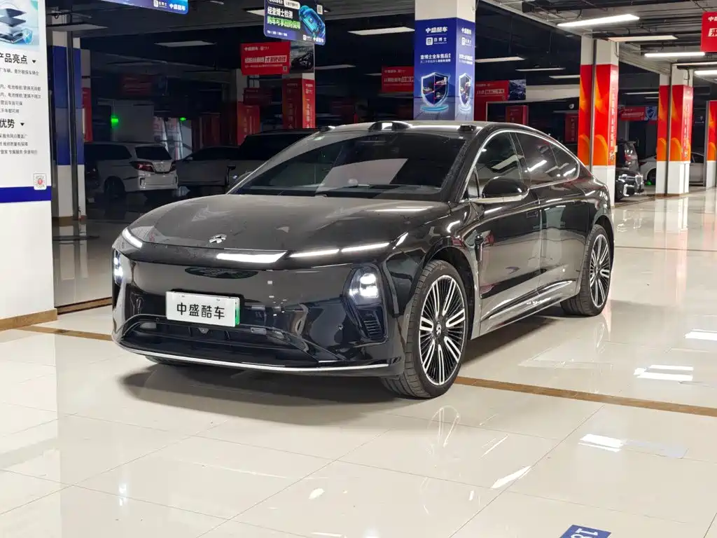 NIO ET9