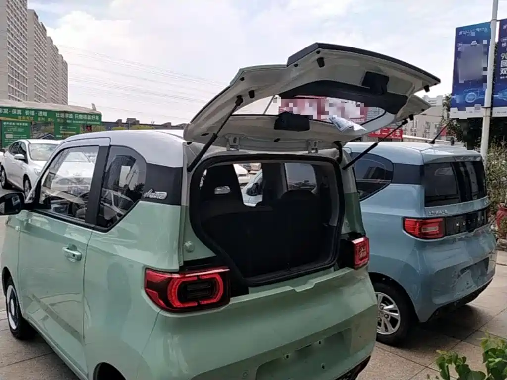 Wuling MINIEV — миниатюра 19