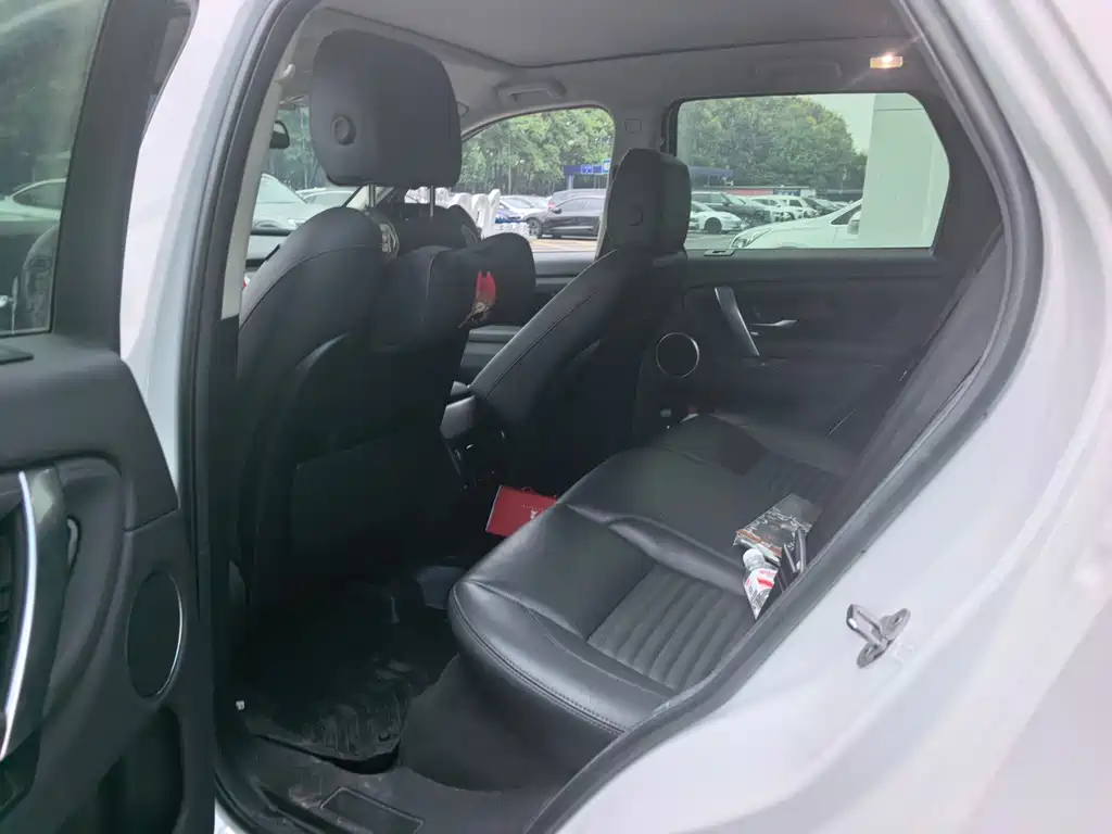Land Rover Discovery Sport — миниатюра 4