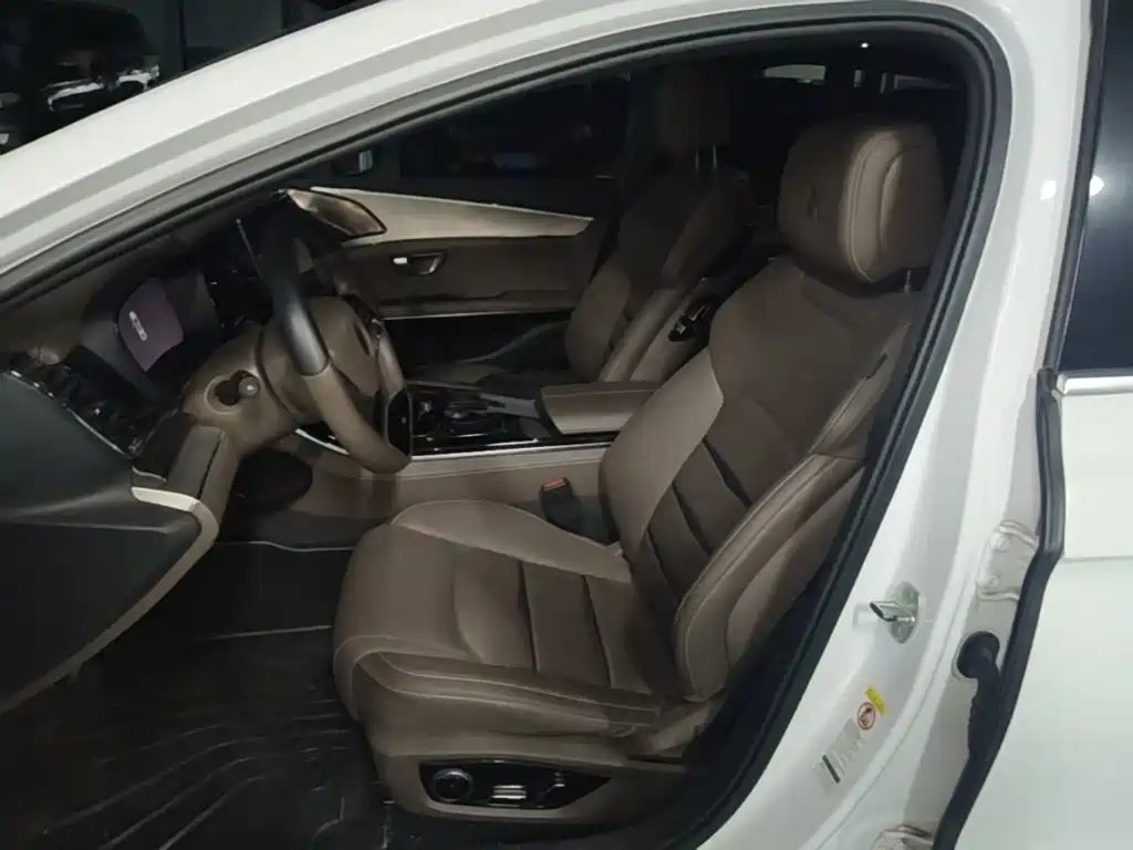 BYD Han — миниатюра 15