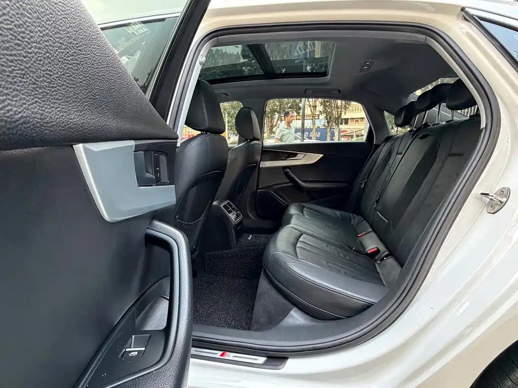 Audi A4L — миниатюра 11