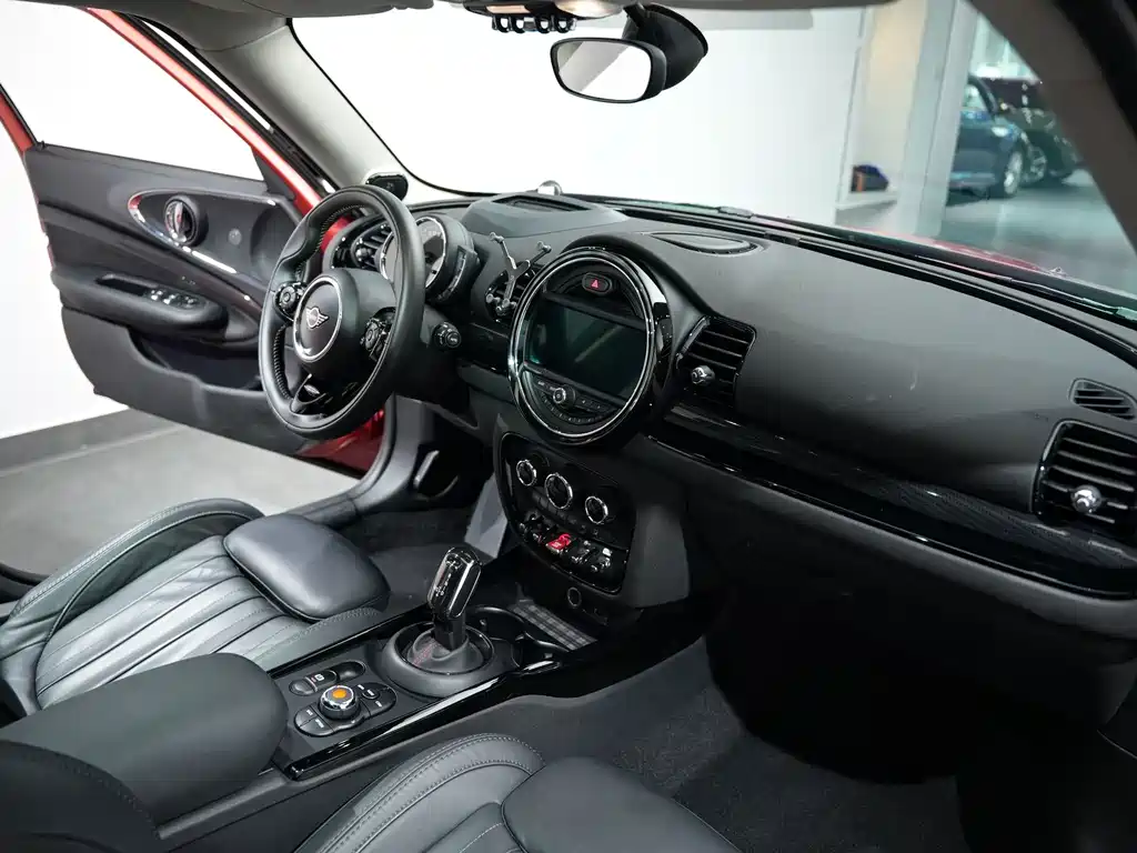 MINI Mini Clubman — миниатюра 14