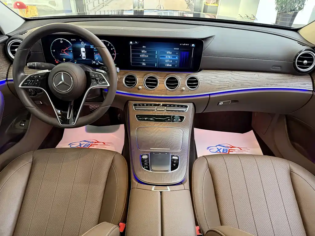Mercedes-Benz E-Class — миниатюра 5