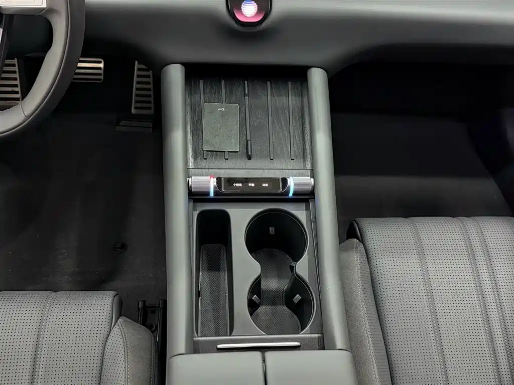 Ауди Ауди. Audi E5 Sportback — миниатюра 13