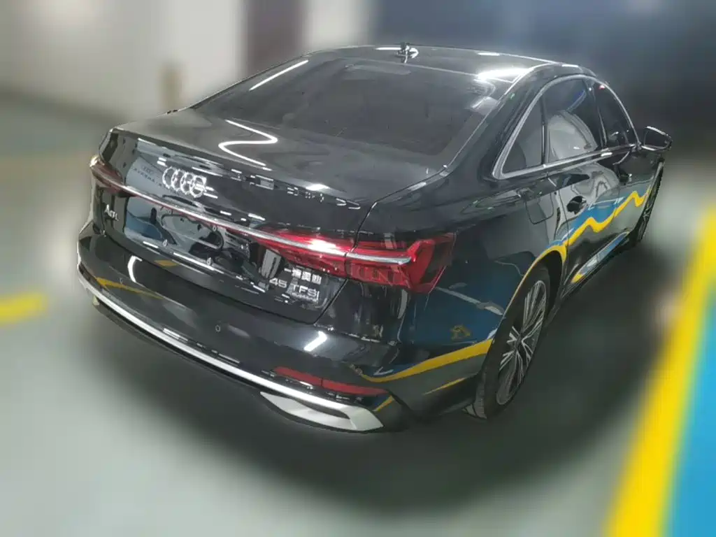 Audi A6L — миниатюра 12