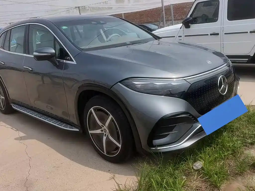 Mercedes-Benz EQS SUV