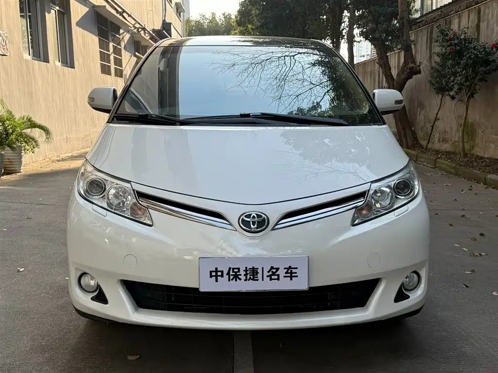 Toyota Previa 2019