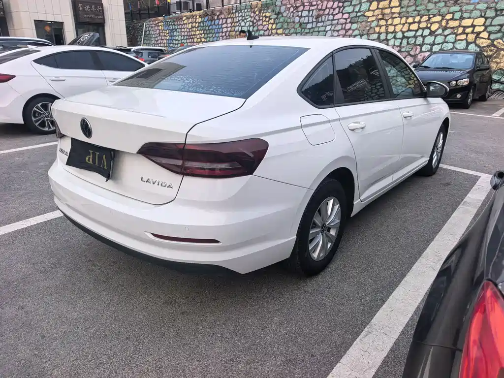 VOLKSWAGEN LAVIDA
