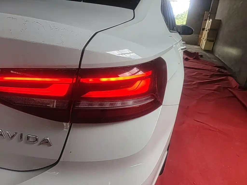Volkswagen Lavida — миниатюра 8