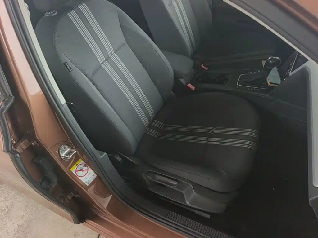 Volkswagen Lamando — миниатюра 25