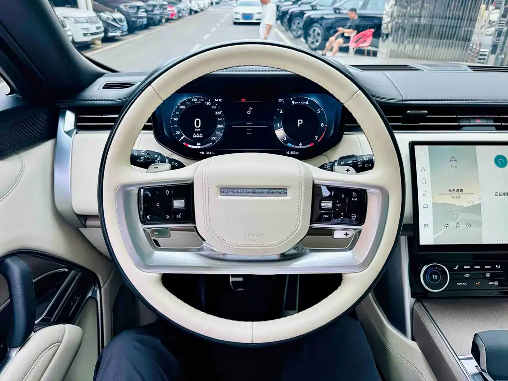 Land Rover Range Rover — миниатюра 6