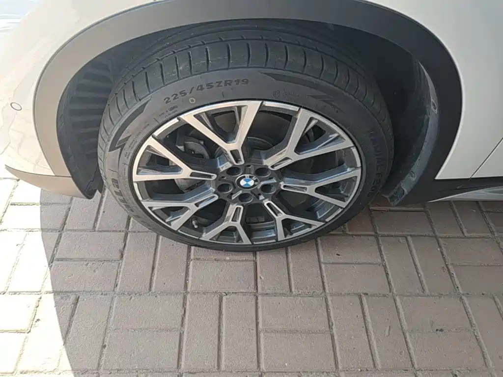 BMW X1 — миниатюра 23
